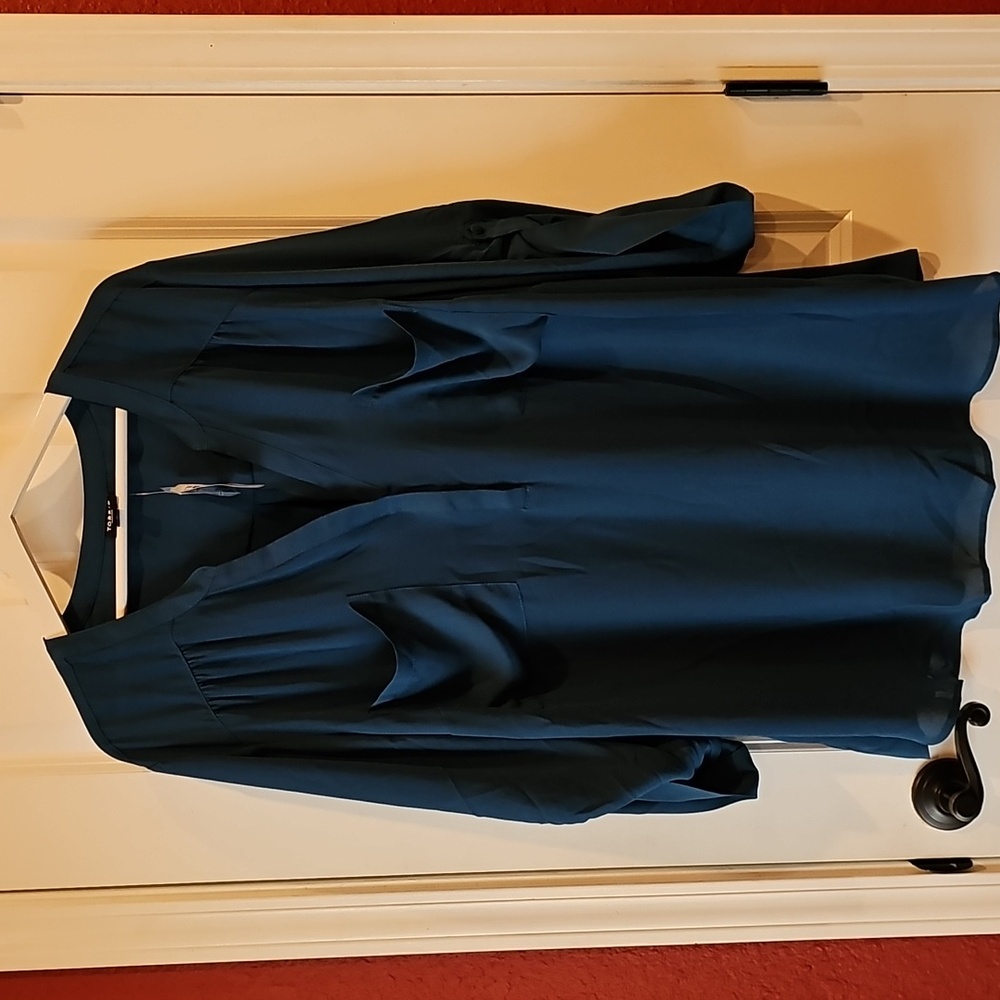 TORRID Top - Picture 2 of 7